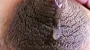 Видео със средни цици с възбудена Аланис и Дария Глоуър домашни порно клипове от Adult Prime