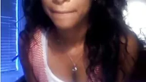 Романтичен взрив със секси Alyssa Reece и Cherry Kiss от golemi cici porno Adult Time